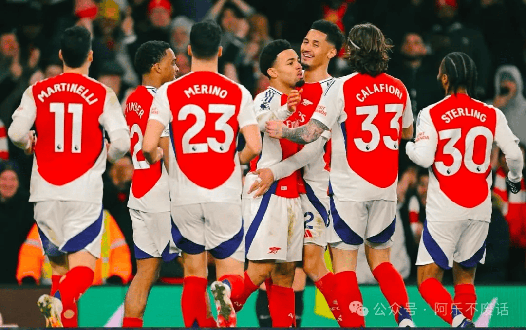 包含集结日埃因霍温伤情更新——欧冠节点到来；信心回归；年轻球员得到机会的词条